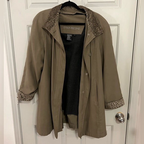 Evan Picone Jackets & Blazers - Dark Green Evan Picone Winter Coat size 8
